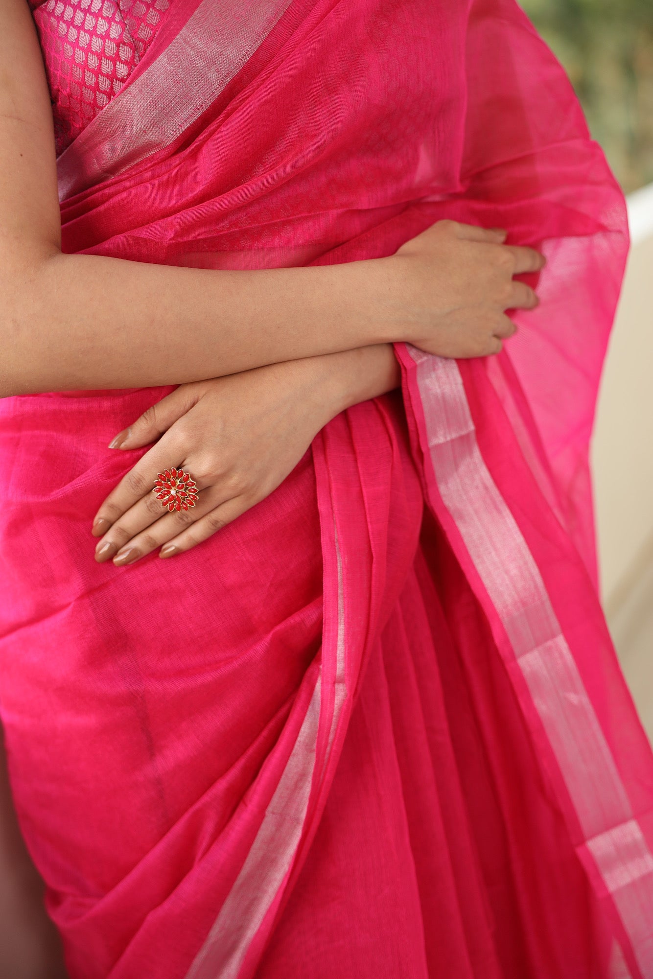 Gulabi Handloom Cotton Saree (With Stitched Brocade Blouse)