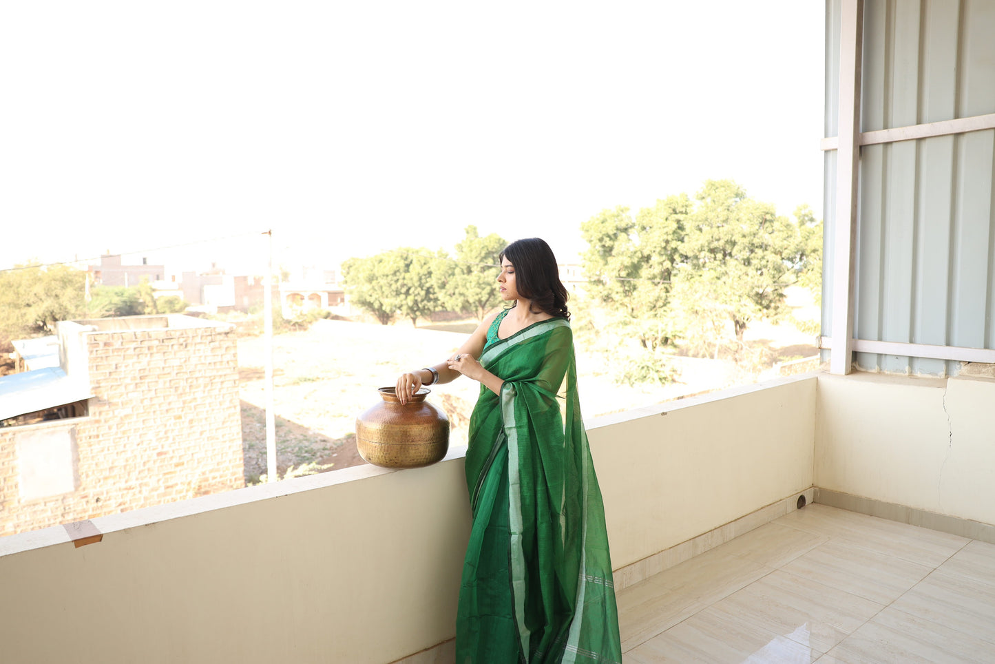 Hariyali Handloom Cotton Saree (With Stitched Brocade Blouse)